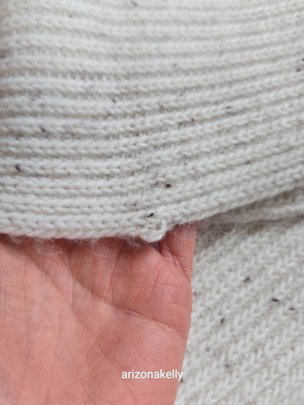 Garnet Hill Cashmere Ribbed Scarf Speckled Oatmeal *FLAW* - Picture 3 of 12